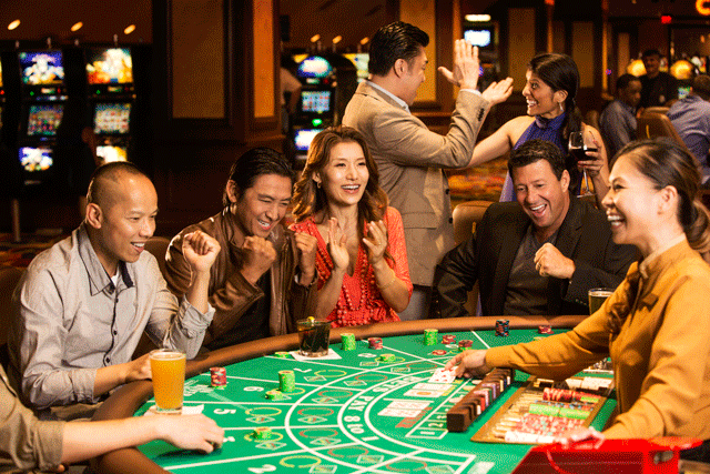 Play Online Casinos